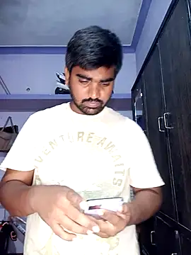 Snapshot of Harsha_Happy chatting on 09/12/25, 03:50 Harsha Happy online show from 09/12/25, 03:50