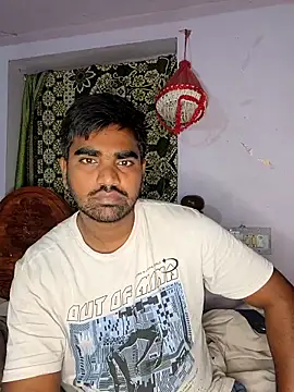 Snapshot of Harsha_Happy chatting on 10/15/25, 01:28 Harsha Happy online show from 10/15/25, 01:28