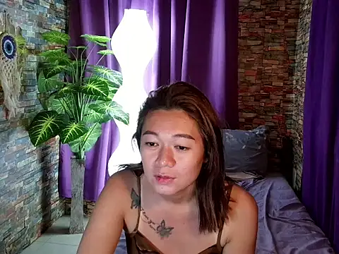 Snapshot of cutemac69 chatting on 07/03/26, 11:49 cutemac69 online show from 07/03/26, 11:49
