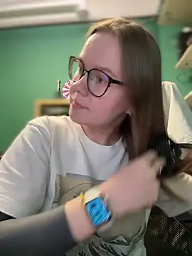  CherryBloom  online show from 09/12/25, 01:11