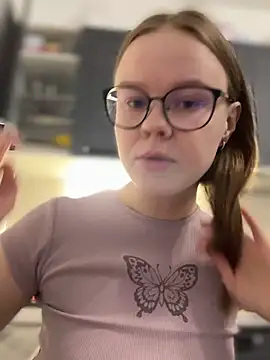  CherryBloom  online show from 10/05/25, 10:02