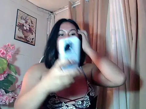 Snapshot of April_smith chatting on 05/25/26, 04:02 April smith online show from 05/25/26, 04:02
