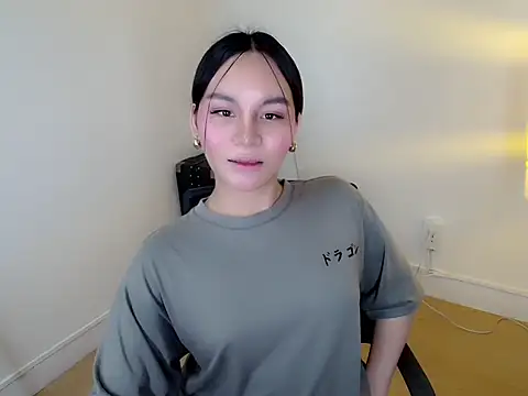 holly tabby online show from 02/01/26, 01:15