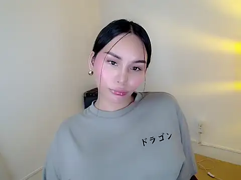 holly tabby online show from 03/26/26, 08:14