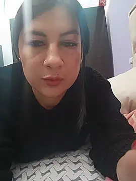 Snapshot of lunna_07 chatting on 07/23/26, 03:10 lunna 07 online show from 07/23/26, 03:10