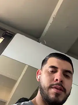 Dimitri Bass online show from 03/31/26, 06:52