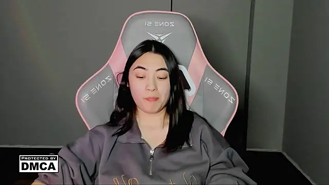 MeilideQian1 online show from 02/04/26, 03:51