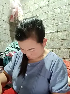 jienrrr online show from 10/27/25, 02:04