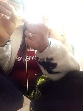 jienrrr online show from 12/19/25, 12:50