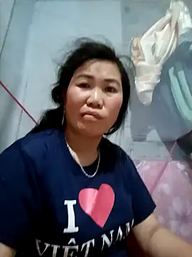 Snapshot of jienrrr chatting on 06/22/26, 10:51 jienrrr online show from 06/22/26, 10:51