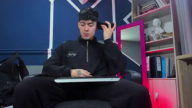 etham wolf  online show from 11/20/25, 12:38