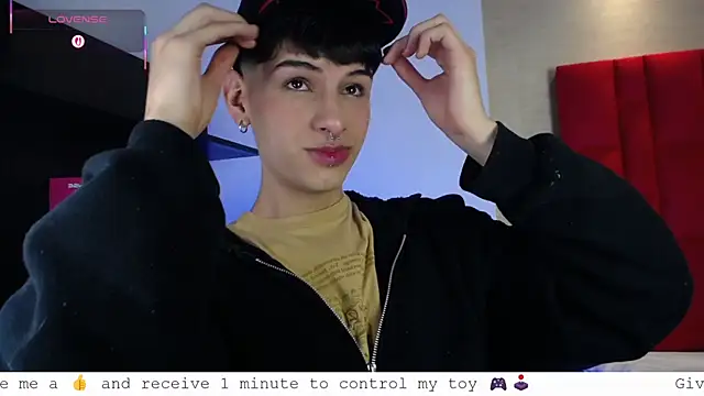 Ezra Storm online show from 10/04/25, 05:16