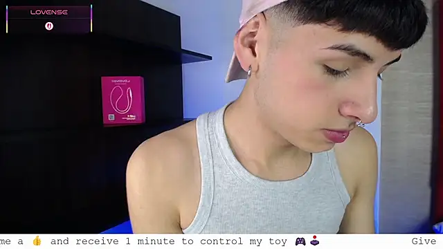 Ezra Storm online show from 10/05/25, 05:06