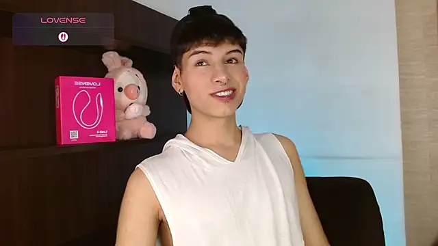 Ezra Storm online show from 11/08/25, 05:40