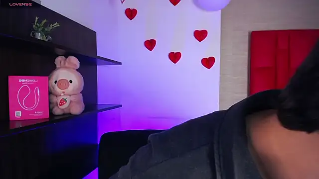 Ezra Storm online show from 02/17/26, 04:31