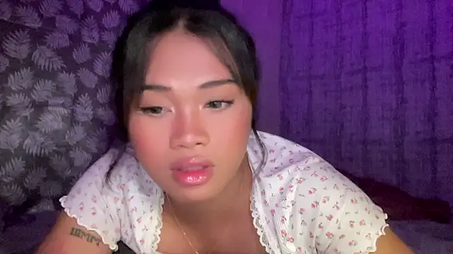 Snapshot of Exotic_alyssa69 chatting on 03/15/26, 06:58 Exotic alyssa69 online show from 03/15/26, 06:58