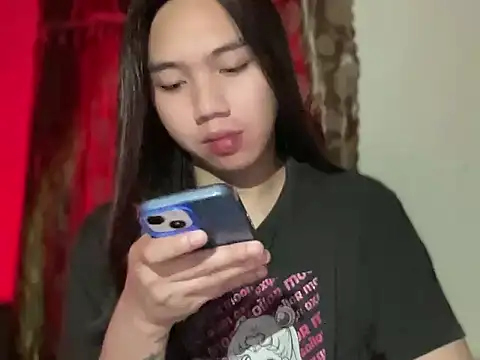 kat mire online show from 12/17/25, 04:57