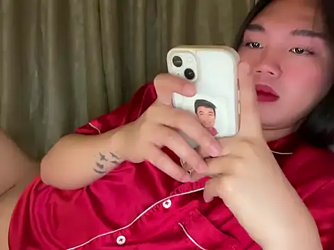 kat mire online show from 03/29/26, 07:14