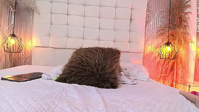 FGLuna online show from 09/11/25, 12:38