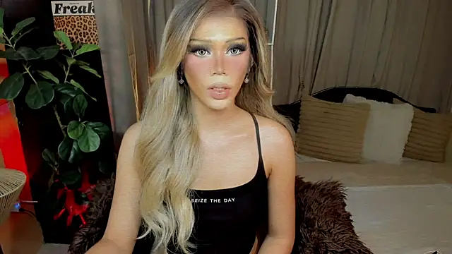 Candicebloom online show from 04/06/26, 03:24