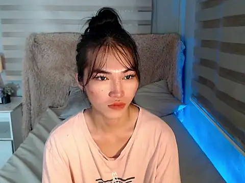 lovelychanel69xx online show from 09/28/25, 10:37