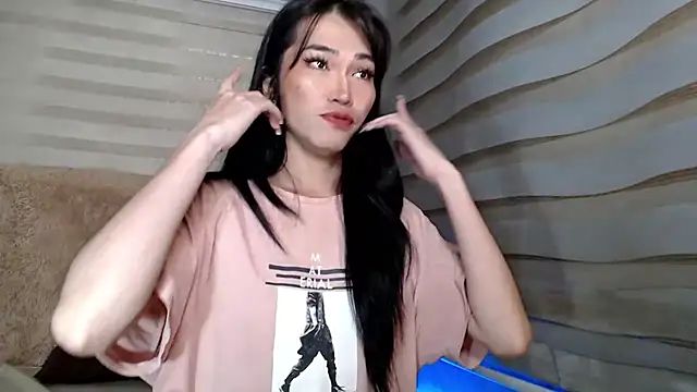 lovelychanel69xx online show from 10/05/25, 11:02