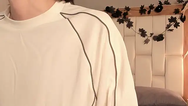 Daphne And Roger online show from 12/23/25, 11:08