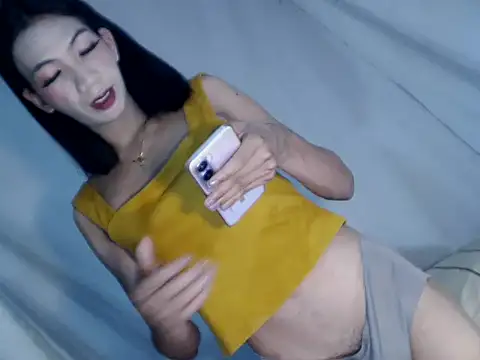 Snapshot of xyourdreamtrans chatting on 12/03/25, 01:57 xyourdreamtrans online show from 12/03/25, 01:57