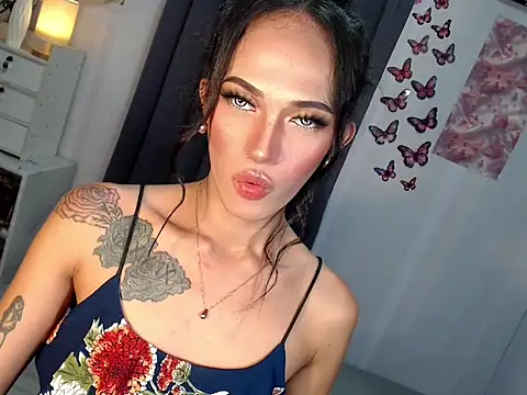 Lust-sluttymira online show from 03/15/26, 01:28