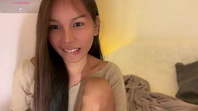 Snapshot of _sexyanne69_ chatting on 03/16/26, 05:28 sexyanne69 online show from 03/16/26, 05:28