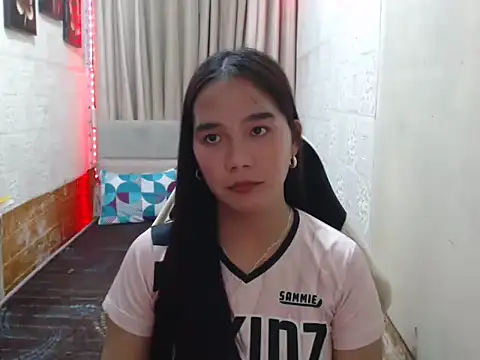 Sweet sammie04 online show from 09/15/25, 03:23