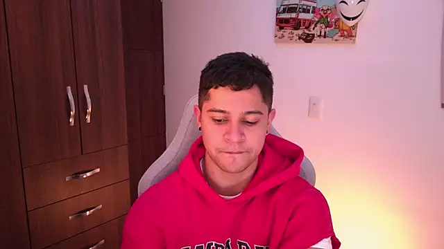 domsantiago  online show from 10/23/25, 01:49