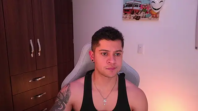 domsantiago  online show from 10/24/25, 01:35