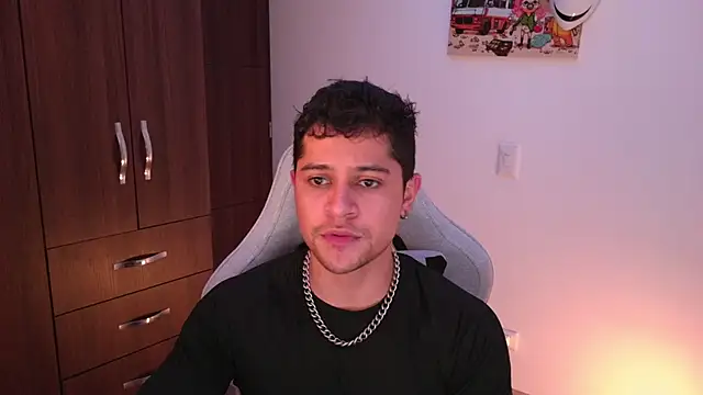 domsantiago  online show from 11/13/25, 02:10