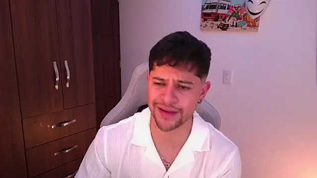 domsantiago  online show from 11/28/25, 03:09