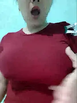 Shiny Babe online show from 03/25/26, 06:36