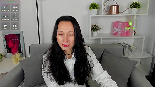 Snapshot of RubiHarlot chatting on 09/30/25, 01:10 RubiHarlot online show from 09/30/25, 01:10