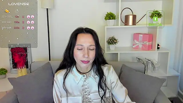 Snapshot of RubiHarlot chatting on 10/05/25, 01:37 RubiHarlot online show from 10/05/25, 01:37