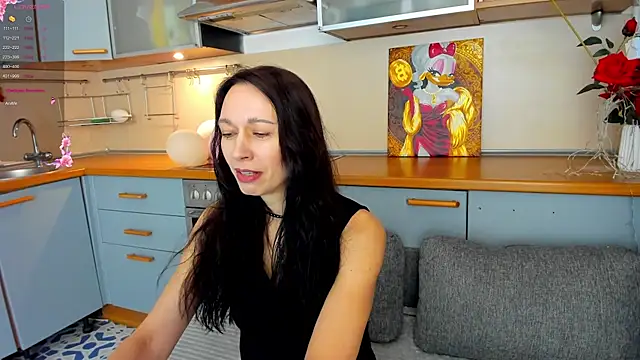 Snapshot of RubiHarlot chatting on 10/18/25, 01:19 RubiHarlot online show from 10/18/25, 01:19