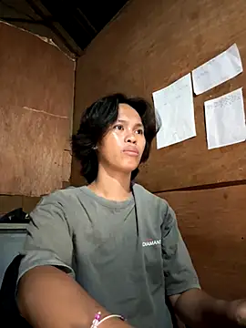 Snapshot of My_sweet_ladyboy chatting on 10/12/25, 09:52 My sweet ladyboy online show from 10/12/25, 09:52