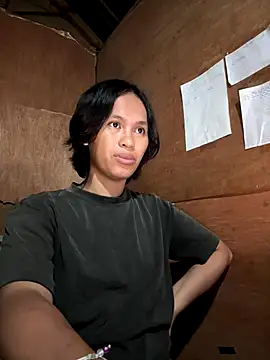 Snapshot of My_sweet_ladyboy chatting on 10/16/25, 06:42 My sweet ladyboy online show from 10/16/25, 06:42