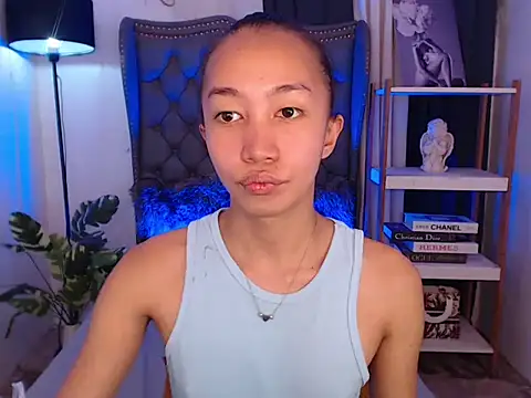 Sweet kittyxx online show from 02/10/26, 07:23