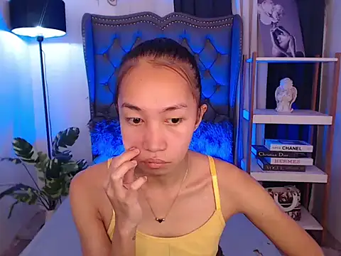 Sweet kittyxx online show from 02/14/26, 03:25