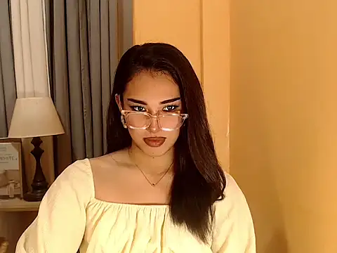 Snapshot of magnificent_kitana chatting on 10/02/25, 12:45 magnificent kitana online show from 10/02/25, 12:45