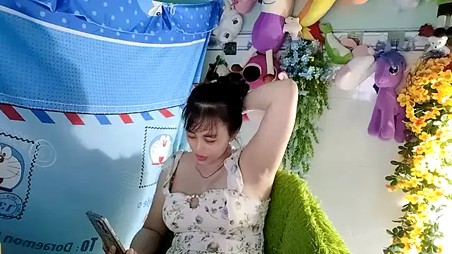 emgaixinhngoan online show from 11/16/25, 03:56