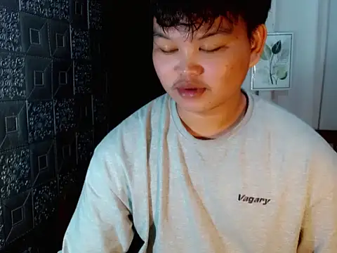 Reynelcock online show from 09/08/25, 08:30