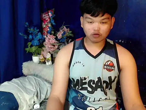 Reynelcock online show from 02/20/26, 04:51