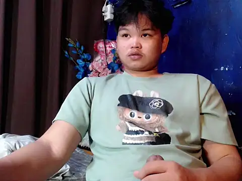 Reynelcock online show from 04/07/26, 12:49