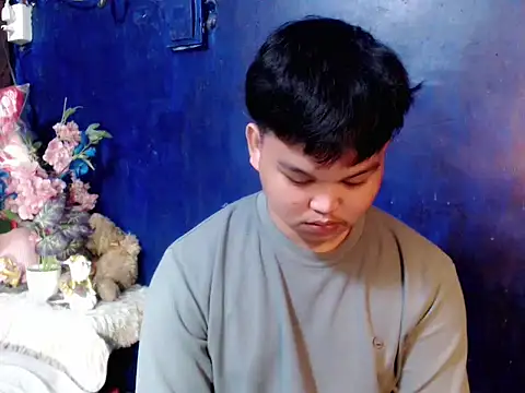 Reynelcock online show from 04/18/26, 11:58