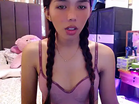 urswtasian chesca online show from 09/26/25, 11:53